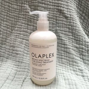 New Olaplex professional broad spectrum chelating treatment